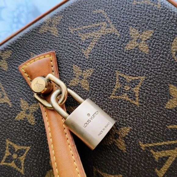 Louis Vuitton Monogram Nice Vanity Case - Picture 7 of 17
